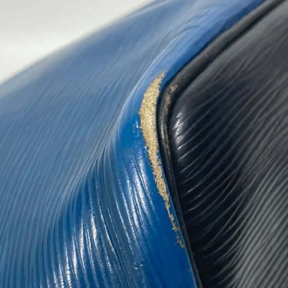 LOUIS VUITTON Epi Petit Noe drawstring Bicolor Shoulder Bag - Picture 16 of 16